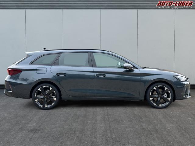 Cupra / Leon Sportstourer / Grau / / / ST DSG+AHK+NAVI+KAMERA+EL. HECKKL.