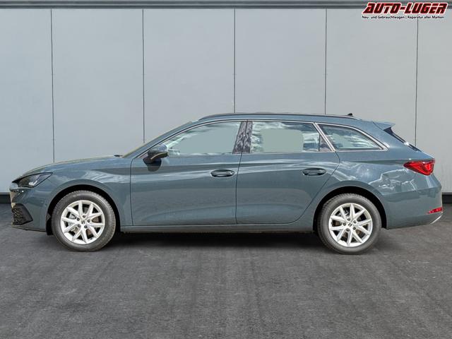 Seat / Leon Sportstourer / Blau / / / DSG+KAMERA+ACC+SHZ+KLIMA+FULLLINK+LED