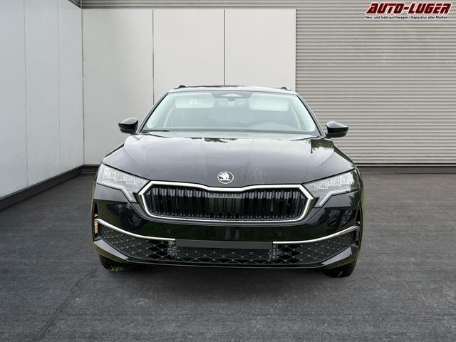 Skoda / Octavia Combi / Schwarz / / / NAVI+KAMERA+LED+EL. HECKKL.+SHZ