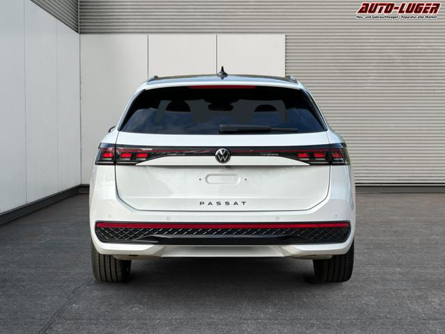 Volkswagen / Passat Variant / Weiß / / / 4WD+SIGNATURE+LEDER+PANO+AHK+DCC+MATRIX