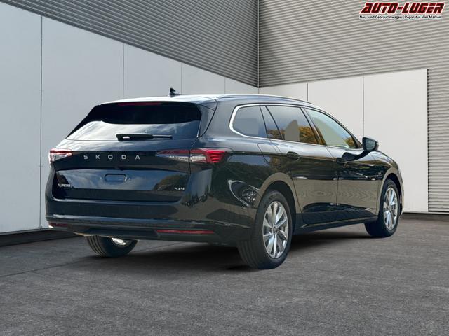 Skoda / Superb Combi / / / / AHK+NAVI+KAM+EL.HECKKL.+KESSY