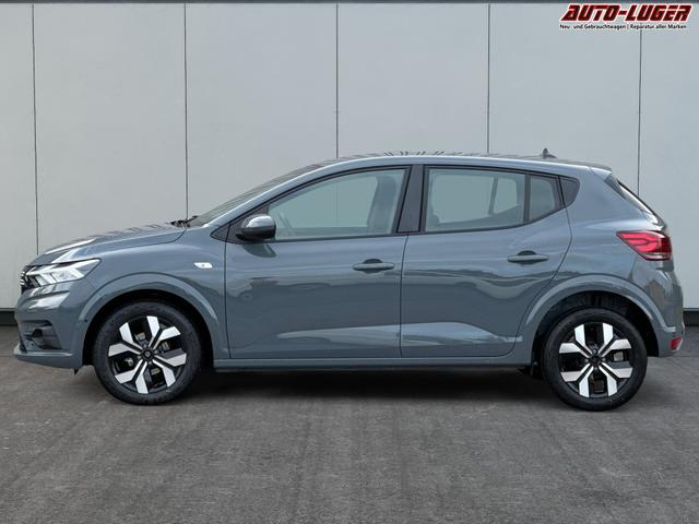 Dacia / Sandero / / / / KAMERA+SHZ+PDC+DAB+KLIMA