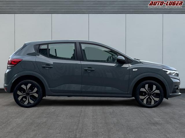 Dacia / Sandero / / / / KAMERA+SHZ+PDC+DAB+KLIMA