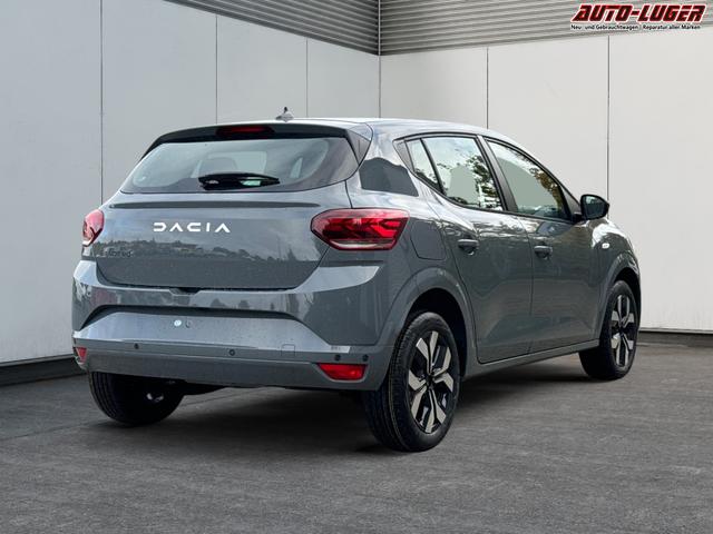 Dacia / Sandero / / / / KAMERA+SHZ+PDC+DAB+KLIMA