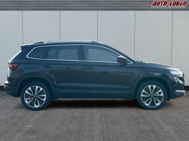 Skoda / Karoq / Schwarz / / / AHK+el.HECKKLAPPE+KAMERA+PDC+KESSY+ACC