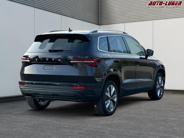 Skoda / Karoq / Schwarz / / / AHK+el.HECKKLAPPE+KAMERA+PDC+KESSY+ACC