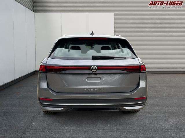 Volkswagen / Passat Variant / Grau / / / DSG+AHK+MASSAGE+NAVI+ACC+KAMERA+LED+17 ALU