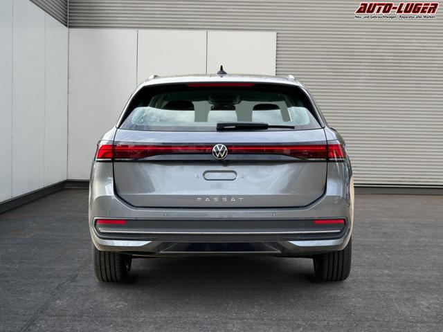 Volkswagen / Passat Variant / Grau / / / DSG+AHK+MASSAGE+NAVI+ACC+KAMERA+LED+17 ALU