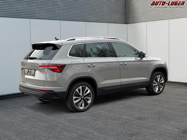 Skoda / Karoq / Grau / / / AHK+KAMERA+EL. HECKKL.+SHZ+ACC+KESSY+18''ALU