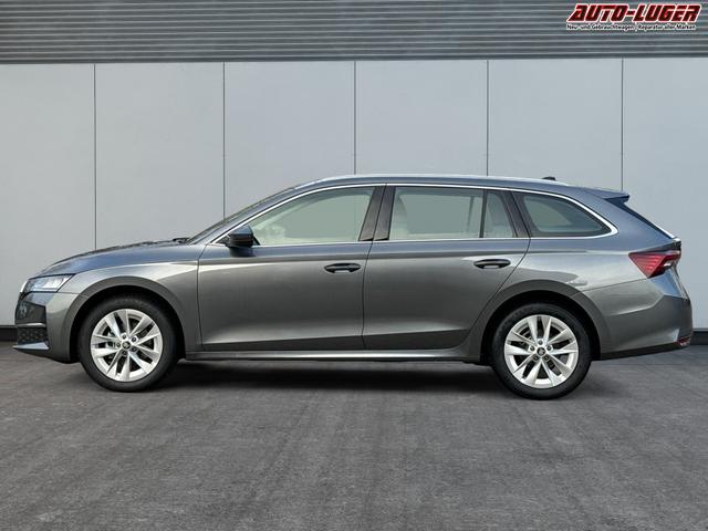 Skoda / Octavia Combi / Grau / / / AHK+KAMERA+ACC+EL. HECKKL+SHZ