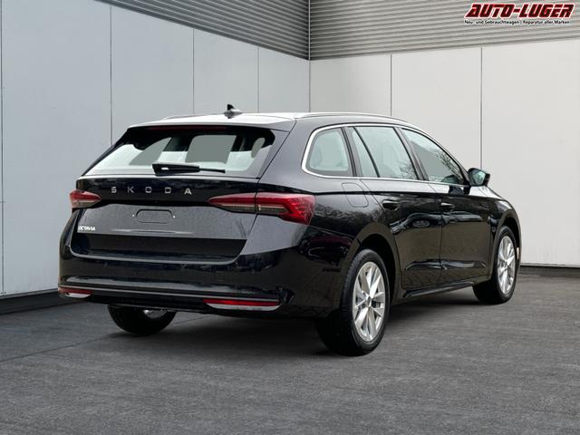 Skoda / Octavia Combi / Schwarz / / / AHK+KAMERA+ACC+EL. HECKKL+SHZ