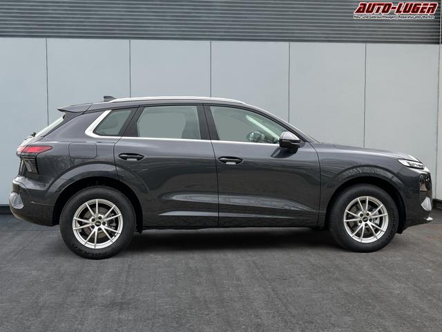 Audi / Q3 / Grau / / / *Neues Modell*NAVI+ACC+KAMERA+PDC+EL. HECKKL.+LED