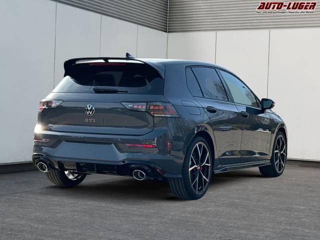 Volkswagen / Golf / / / / PANO+MATRIX+HUD+HARMAN+NAVI+360 KAMERA+19 LM, Beispielbilder, ggf. teilweise mit Sonderausstattung