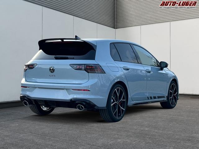 Volkswagen / Golf / / / / PANO+MATRIX+HUD+HARMAN+NAVI+360 KAMERA+19 LM