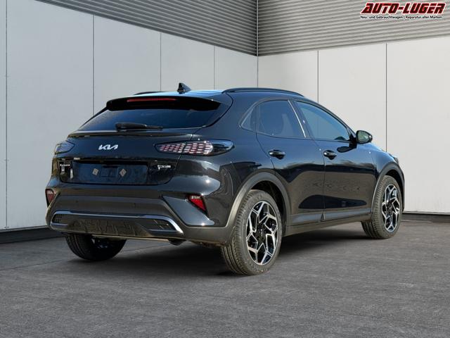 Kia / XCeed / Schwarz / / / ACC+SHZ+eHK+KAMERA+NAVI+LED+18 ALU