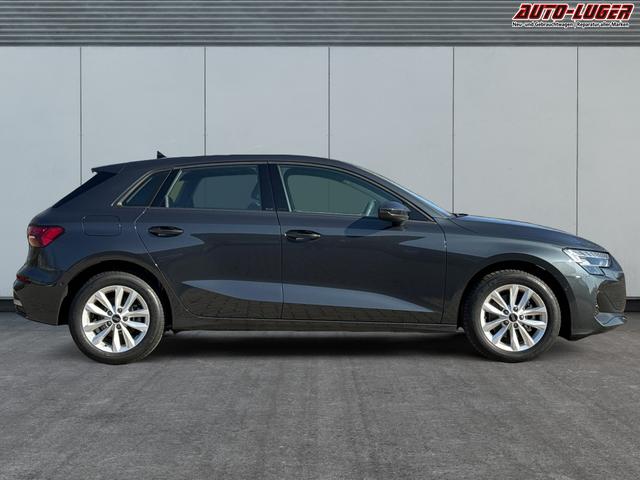 Audi / A3 Sportback / Grau / / / ACC+KAMERA+SHZ+LED+16LM+APP