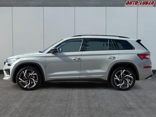 Skoda / Kodiaq / Grau / / / RS 4x4+AHK+PANO+LEDER+360&deg;KAM+7-Sitze