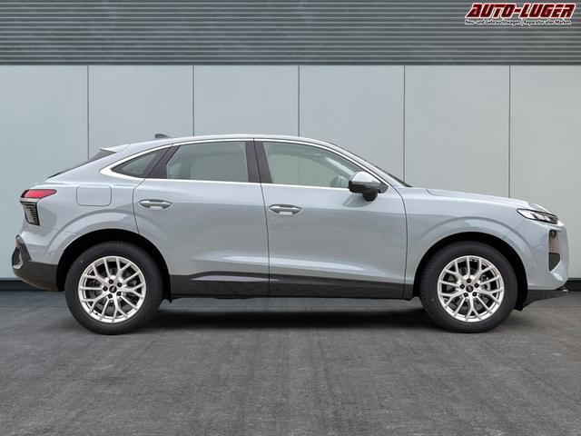 Audi / Q3 Sportback / / / / MJ 2026+NAVI+KAMERA+PANO+AHK+PDC+EL. HECKKL.+LED+18 LM