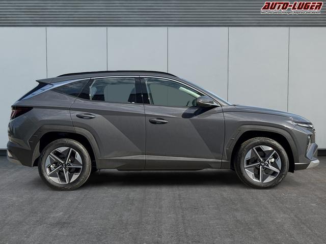 Hyundai / TUCSON / Grau / / / Hybrid NAVI+KAMERA+SHZ+LED+TEMPOMAT+17 ALU+PDC, Beispielbilder, ggf. teilweise mit Sonderausstattung