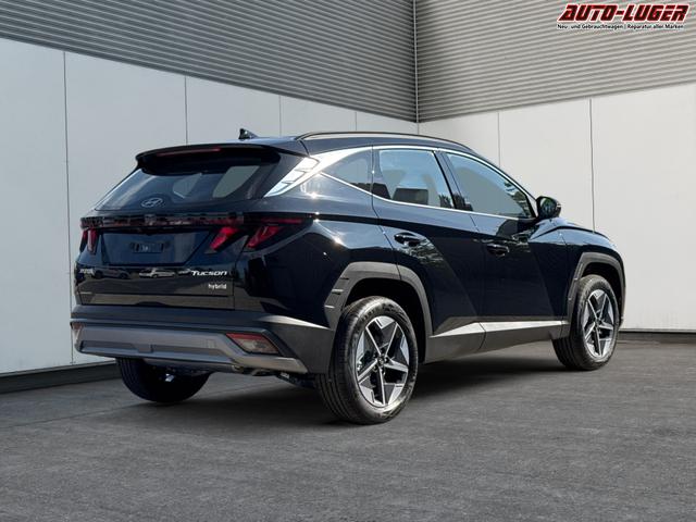 Hyundai / TUCSON / Schwarz / / / Hybrid NAVI+KAMERA+SHZ+LED+TEMPOMAT+17 ALU+PDC, Beispielbilder, ggf. teilweise mit Sonderausstattung