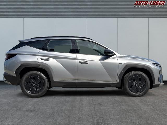 Hyundai / TUCSON / Silber / / / Hybrid NAVI+KAMERA+SHZ+LED+TEMPOMAT+17 ALU+PDC, Beispielbilder, ggf. teilweise mit Sonderausstattung