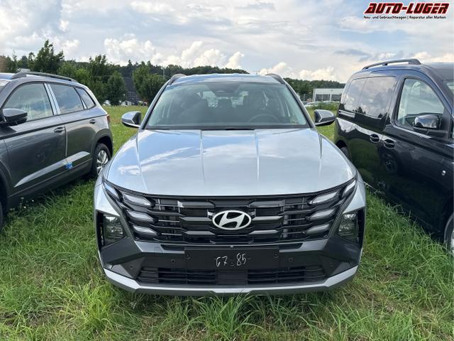 Hyundai / TUCSON / Silber / / / NAVI+KAMERA+SHZ+LED+TEMPOMAT+17 ALU+PDC, Beispielbilder, ggf. teilweise mit Sonderausstattung