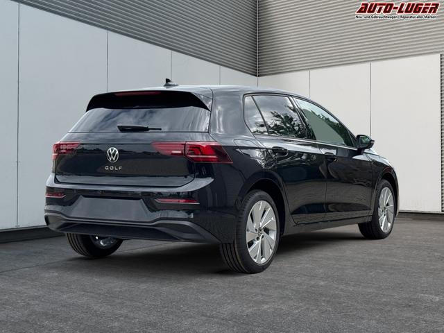 Volkswagen / Golf / Schwarz / / / ACC+SHZ+KLIMA+KAMERA+APP CONNECT+LED+17 ALU