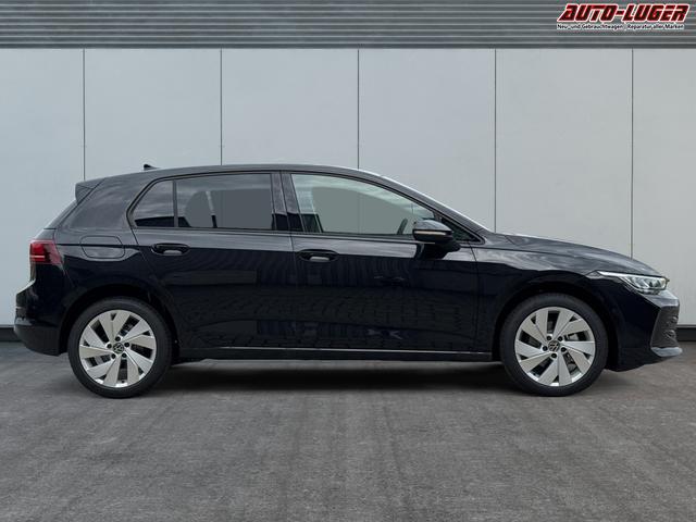 Volkswagen / Golf / Schwarz / / / ACC+SHZ+KLIMA+KAMERA+APP CONNECT+LED+17 ALU