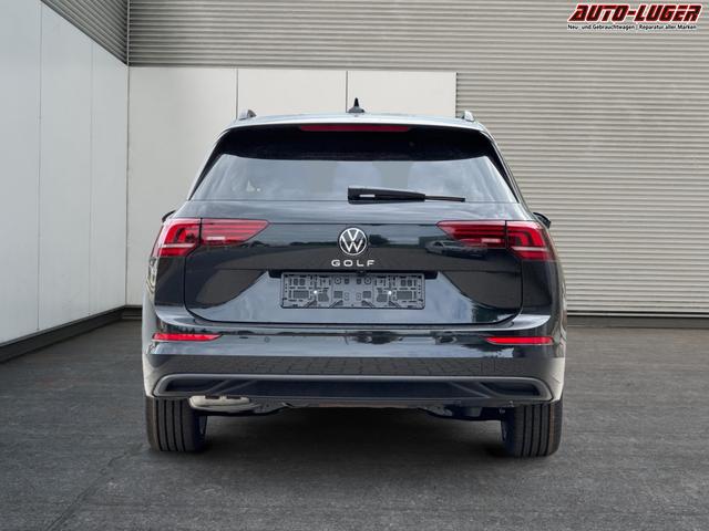 Volkswagen / Golf Variant / Schwarz / / / AHK+ACC+eHK+KAMERA+SHZ+KLIMA+LED+17 ALU