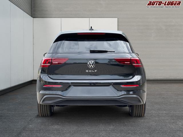 Volkswagen / Golf / Schwarz / / / ACC+SHZ+KLIMA+KAMERA+APP CONNECT+LED+17 ALU