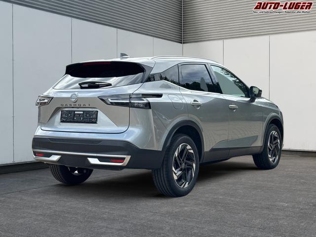 Nissan / Qashqai / Silber / / / KAMERA+ACC+PDC+EL.HECKKL.+SHZ+LED , Beispielbilder, ggf. teilweise mit Sonderausstattung