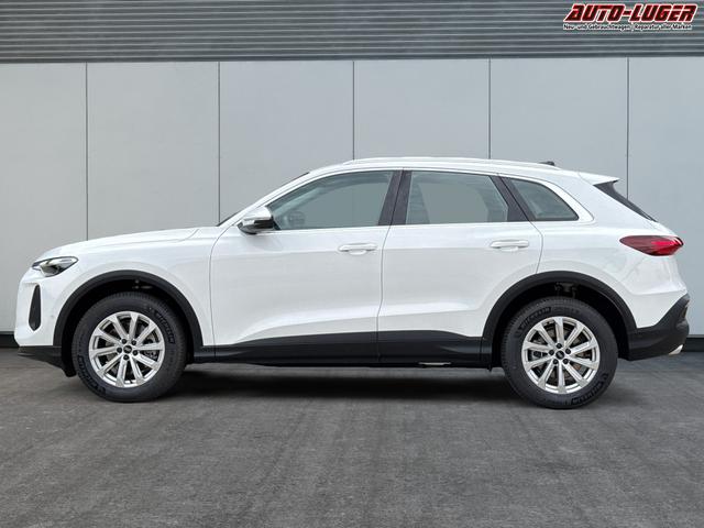 Audi / Q5 / Wei&szlig; / / / QUATTRO+NAVI+KAMERA+AHK+SHZ+PDC+ACC