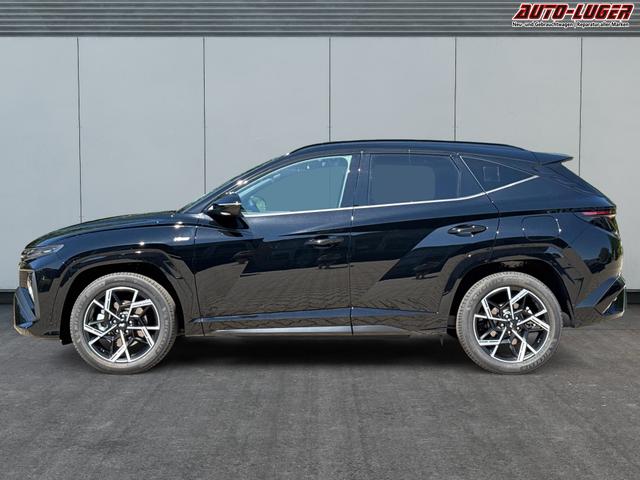 Hyundai / TUCSON / Schwarz / / / 4WD+NAVI+KAMERA+SHZ+LED+19''ALU+PDC, Beispielbilder, ggf. teilweise mit Sonderausstattung