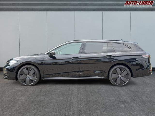 Volkswagen / Passat Variant / / / / LEDER+PANO+AHK+MATRIX+eHK+360 KAM+NAVI+HUD, Beispielbilder, ggf. teilweise mit Sonderausstattung