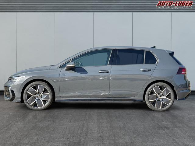 Volkswagen / Golf / Grau / / / PANO+LED-PLUS+ACC+SHZ+KEYLESS+KAMERA+18 ALU, Beispielbilder, ggf. teilweise mit Sonderausstattung