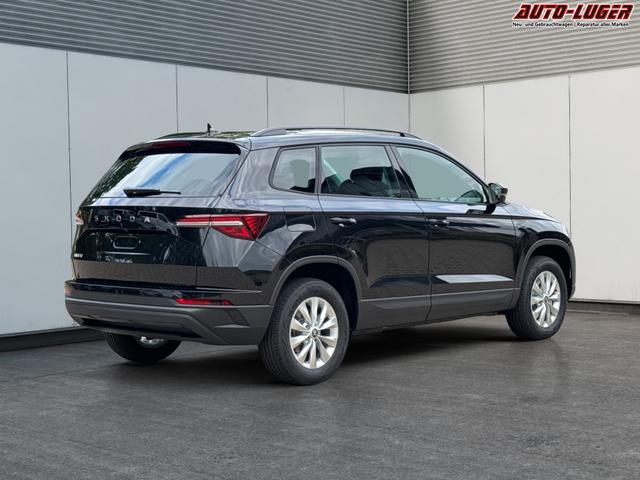 Skoda / Karoq / Schwarz / / / AHK+LED+KAMERA+PDC+ACC, Beispielbilder, ggf. teilweise mit Sonderausstattung