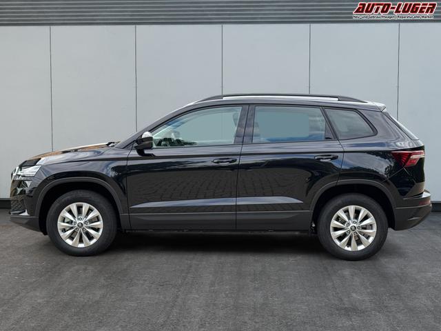 Skoda / Karoq / Schwarz / / / AHK+LED+KAMERA+PDC+ACC, Beispielbilder, ggf. teilweise mit Sonderausstattung