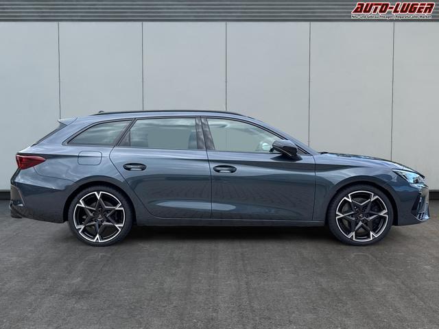 Cupra / Leon Sportstourer / Grau / / / 4x4 ST AHK+NAVI+eHK+KAMERA+MEMORY+ACC+19 ALU+LED, Beispielbilder, ggf. teilweise mit Sonderausstattung