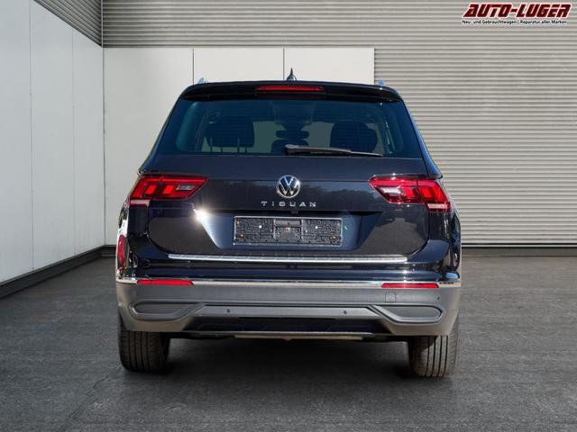 Volkswagen / Tiguan / Schwarz / / / Tiguan AHK+NAVI+KAMERA+ERGOActive+KESSY+WINTER