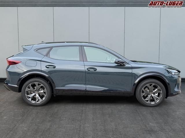 Cupra / Formentor / Blau / / / 4x4 AHK+eHK+NAVI+KAMERA+ACC+SHZ+18 ALU, Beispielbilder, ggf. teilweise mit Sonderausstattung