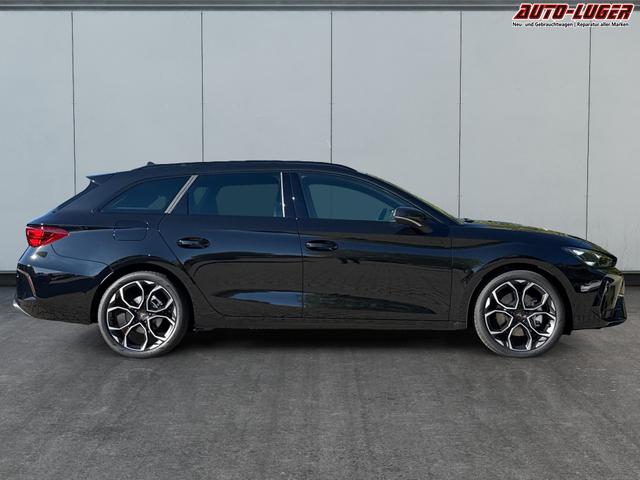 Cupra / Leon Sportstourer / Schwarz / / / ST AHK+NAVI+eHK+KAMERA+ACC+SHZ+18 ALU+LED