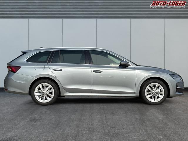 Skoda / Octavia Combi / Silber / / / ACC+AHK+eHK+KAM+PDC+LED+17ALU+SHZ