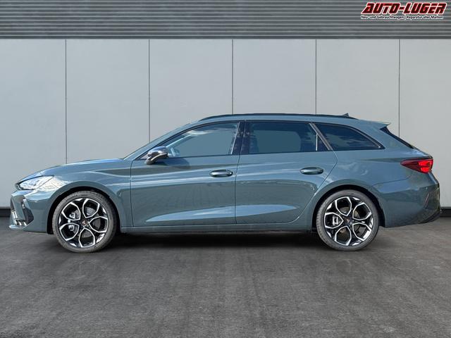 Cupra / Leon Sportstourer / Blau / / / ST 4x4 AHK+eHK+NAVI+ACC+SHZ+18 ALU+LED, Beispielbilder, ggf. teilweise mit Sonderausstattung