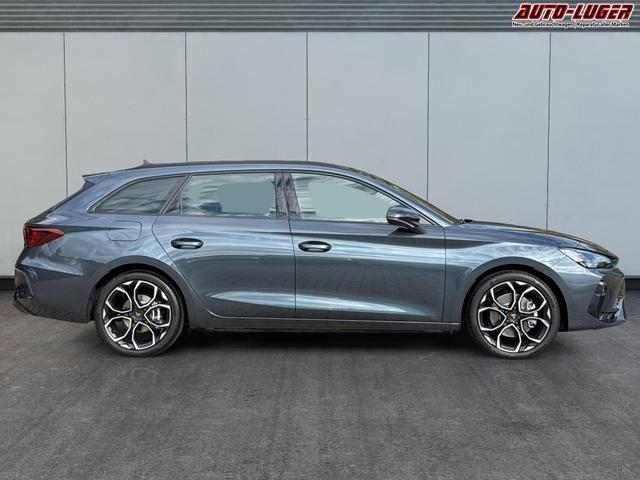 Cupra / Leon Sportstourer / Grau / / / ST 4x4 AHK+eHK+NAVI+ACC+SHZ+18 ALU+LED