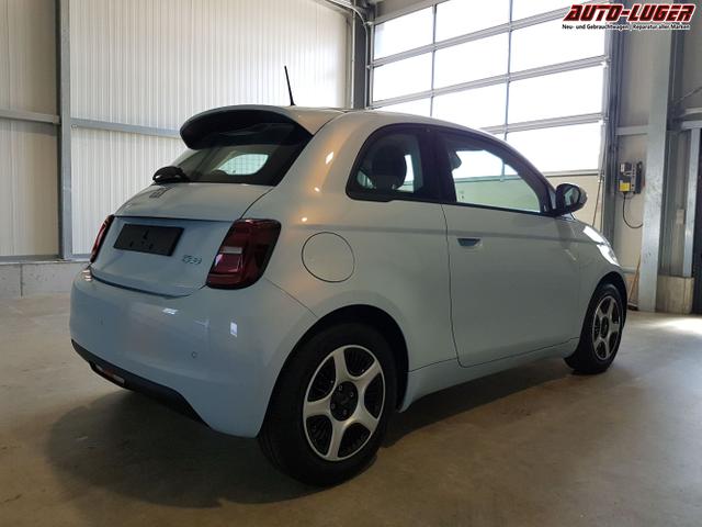 Fiat / 500e / Blau / / / 
