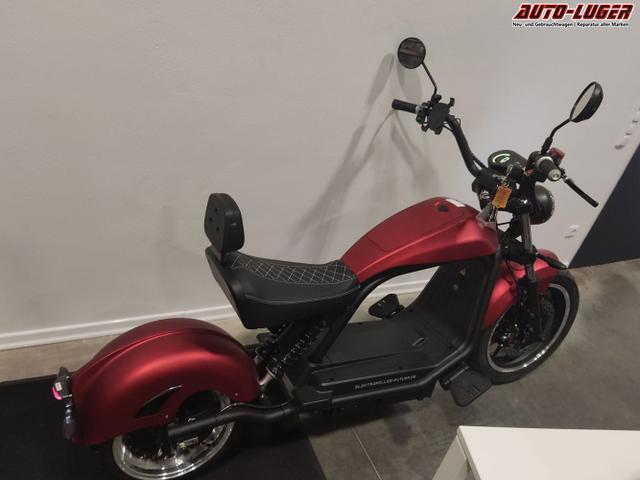Futura / Chopper E-Roller / Rot / / / 