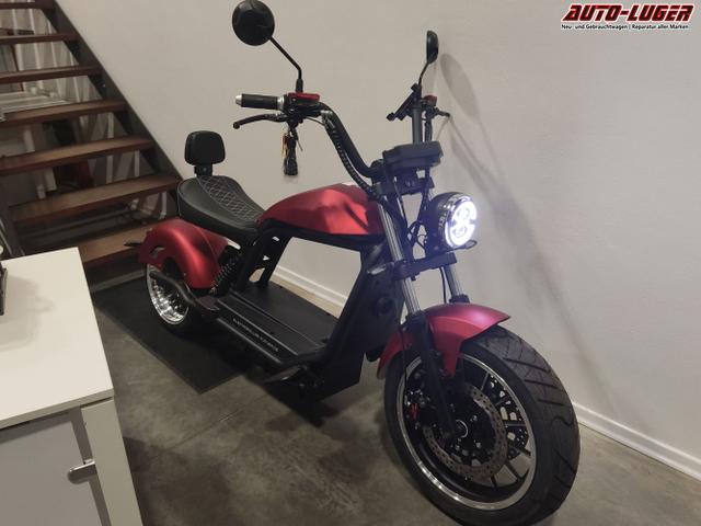 Futura / Chopper E-Roller / Rot / / / 