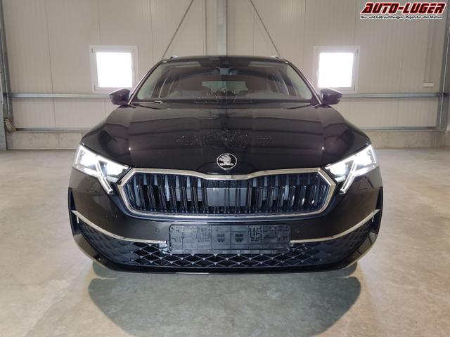 Skoda / Octavia Combi / Schwarz / / / 