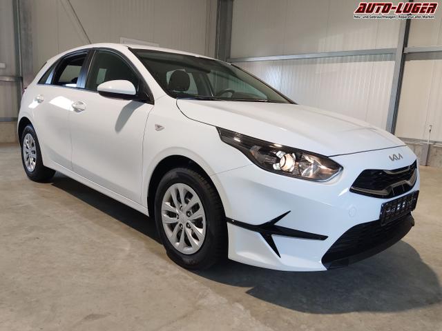 Kia / Ceed Sportswagon / Weiß / / / 