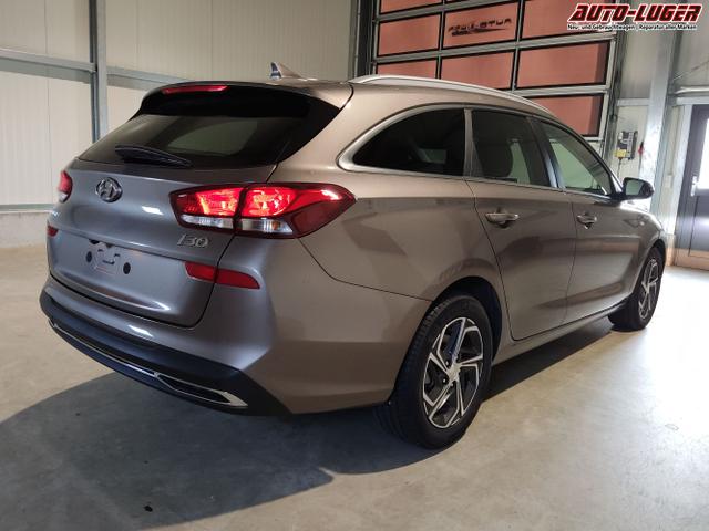 Hyundai / i30 Kombi / Bronze / / / , Beispielbilder, ggf. teilweise mit Sonderausstattung